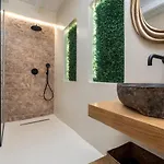 Voyaz Boutique & -old Town *