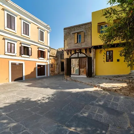 Voyaz Boutique & -old Town Διαμέρισμα *