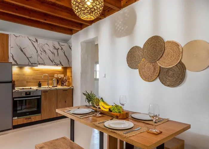 Voyaz Boutique & -old Town