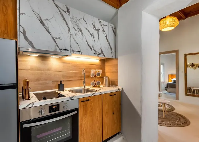 Voyaz Boutique & -old Town アパート